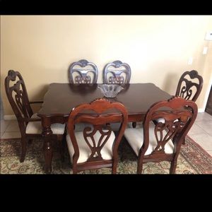 DINNING TABLE